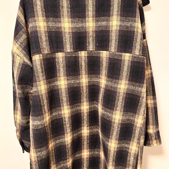 Plaid shacket - Picture 2 of 2